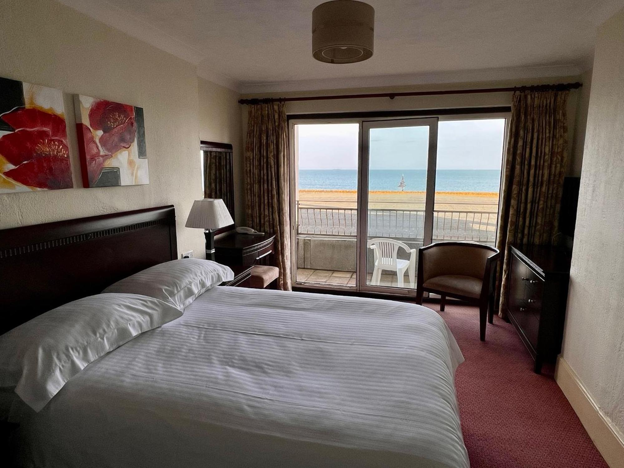 Regent Court - Seafront, Sandown - Free Car Ferry For Bookings Of 3 Or More Nights, Subject To Availability Oda fotoğraf