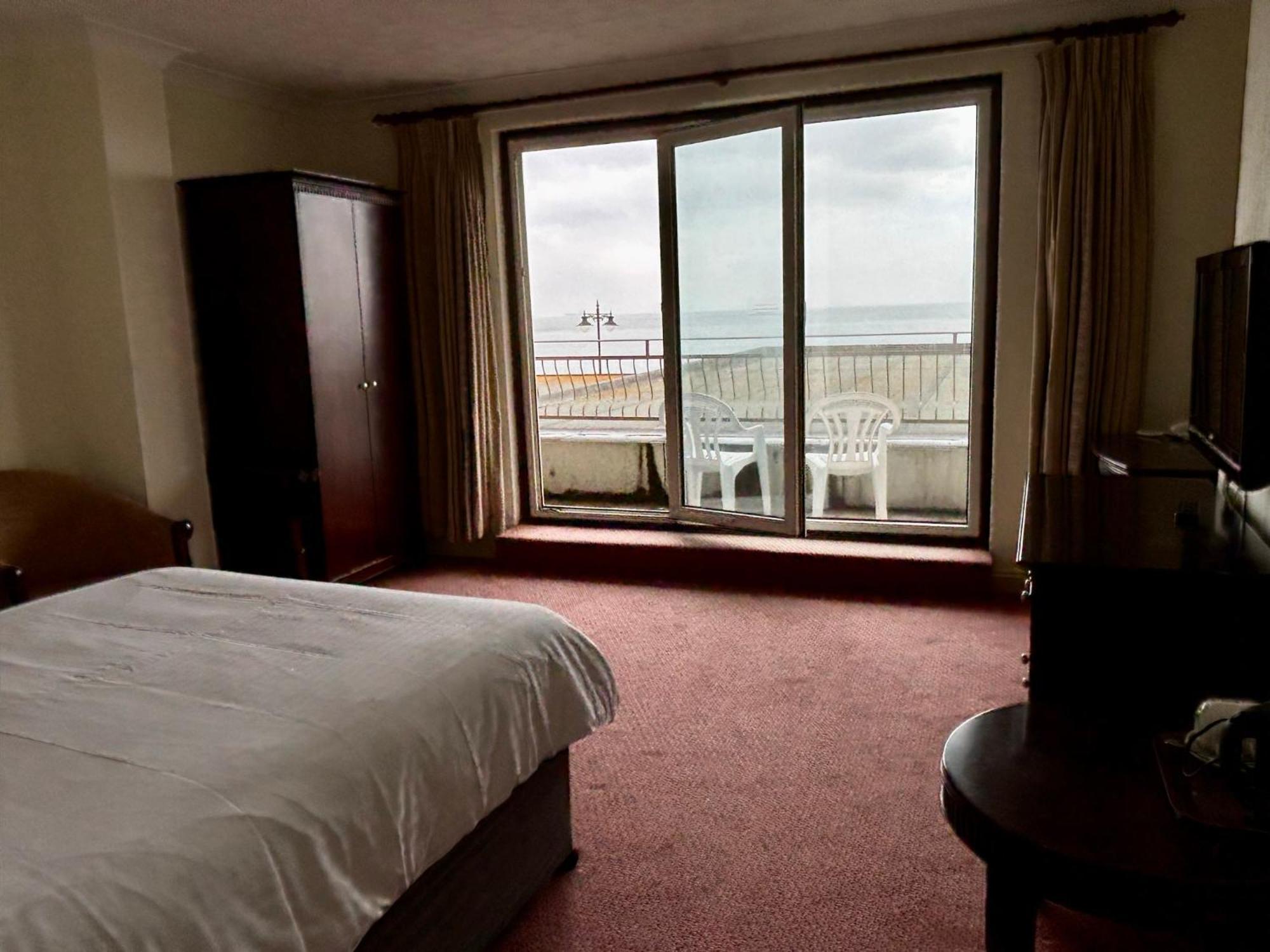 Regent Court - Seafront, Sandown - Free Car Ferry For Bookings Of 3 Or More Nights, Subject To Availability Oda fotoğraf